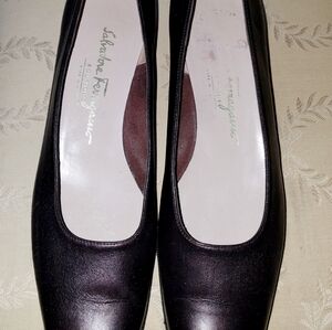 WOMENS SALVATORE FERRAGAMO BOUTIQUE DARK BROWN SHOES 9